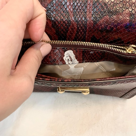 MICHAEL KORS Whitney Small snake skin Leather Shoulder Bag - Picture 6 of 16